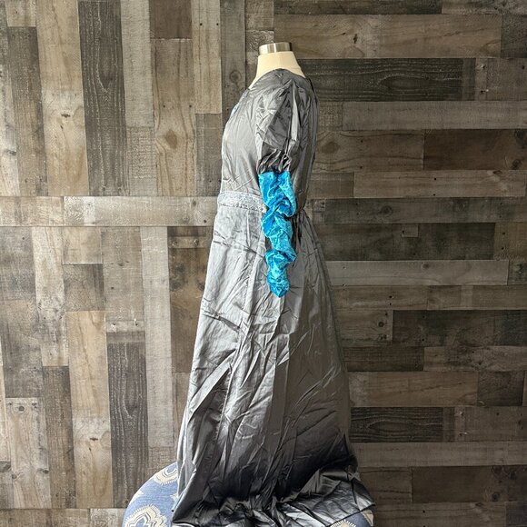 JAC Costumes Reyna Isabella costume large midevil queen Halloween party cosplay - Picture 6 of 13